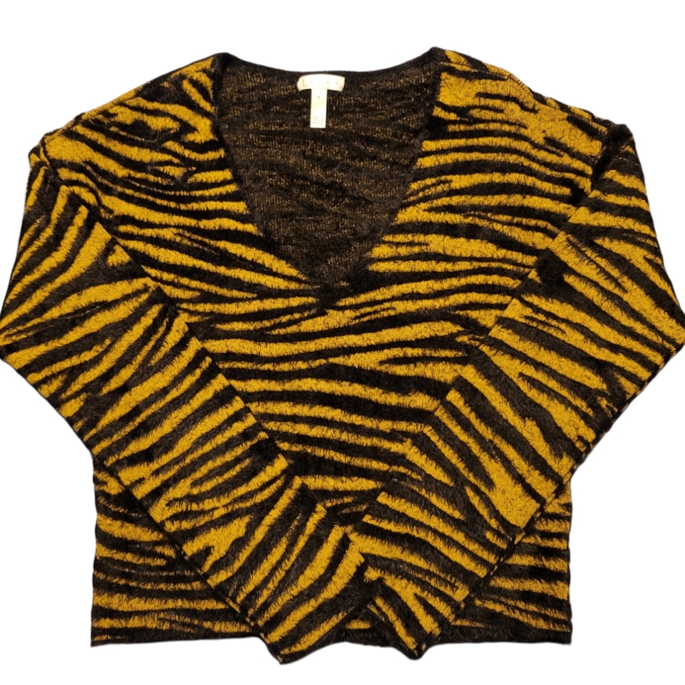 Leith Fuzzy Tiger Striped Top - Picture 3 of 7